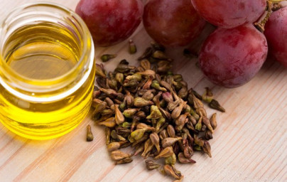 Olje iz grozdnih pešk (Vitis vinifera) Olje iz grozdnih pešk (Vitis vinifera)